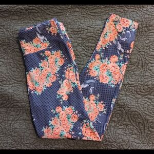 LuLaRoe Disney Bambi OS Leggings